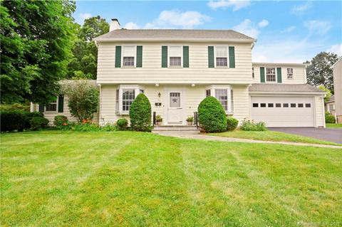 94 Killian Ave, Trumbull, CT 06611 photo 1