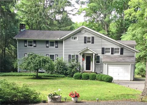 37 Station Rd, Redding, CT 06896 photo 1