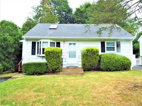 4 Tabernacle Ave, East Lyme, CT 06357 photo 1