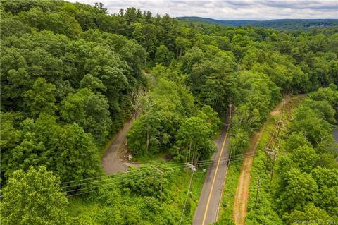 14 New Rd, Avon, CT 06001