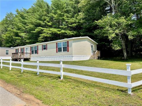 79 R And R Park, Killingly, CT 06241 photo 1