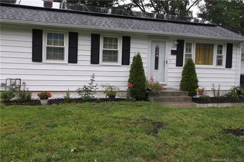 160 Holbrook Ave, Willimantic, CT 06226 photo 1