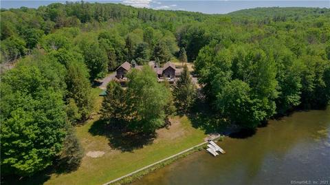 12 Hidden Brook Dr, Brookfield, CT 06804 photo 1