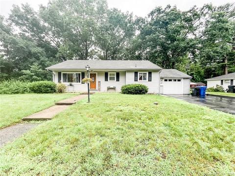 46 Woodward St, Killingly, CT 06239 photo 1