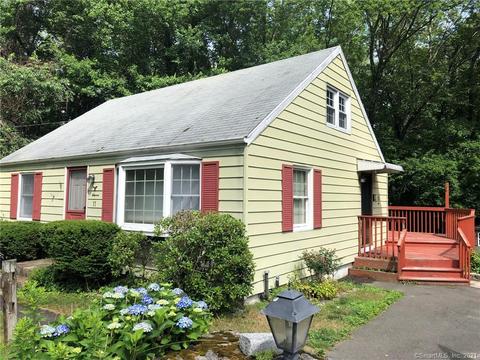 11 Williams Rd, Monroe, CT 06468 photo 1
