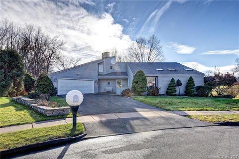 161 Stockingmill Rd, Wethersfield, CT 06109 photo 1
