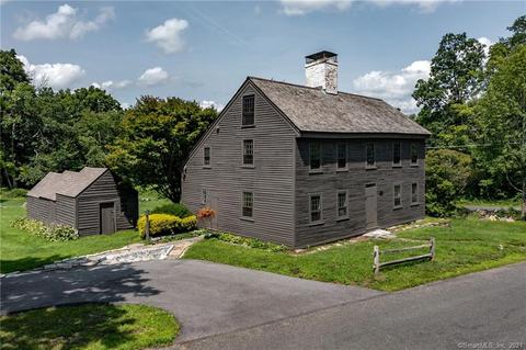 4 Kenyon Rd, Morris, CT 06763 photo 1