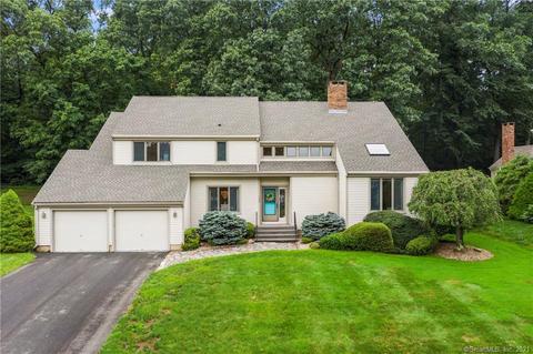 133 Straddle Hl, Wethersfield, CT 06109 photo 1