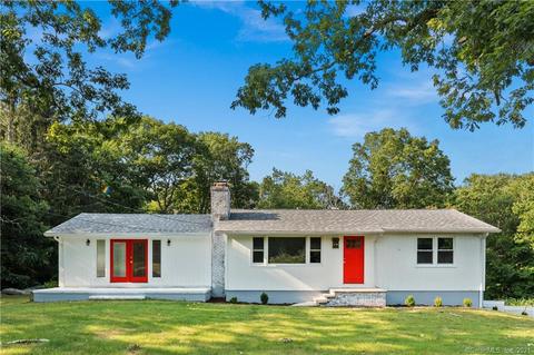 389 County Rd, Madison, CT 06443 photo 1