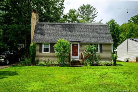 22 Duffy St, Putnam, CT 06260 photo 1