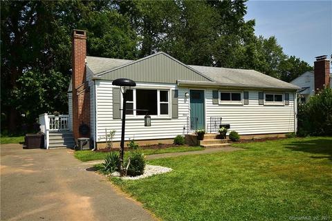 15 Marmor Ct, Wethersfield, CT 06109 photo 1
