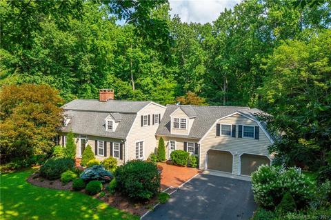 32 Bradley Ln, Sandy Hook, CT 06482 photo 1