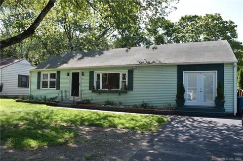 15 Rock Ave, Killingly, CT 06239 photo 1