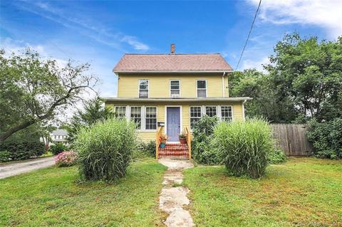 565 Ash St, Willimantic, CT 06226 photo 1