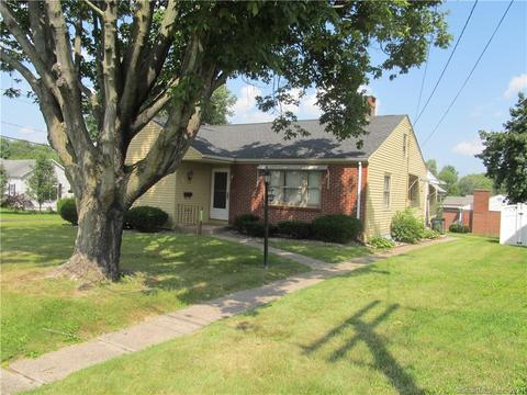 11 Wicklow St, Windsor Locks, CT 06096 photo 1