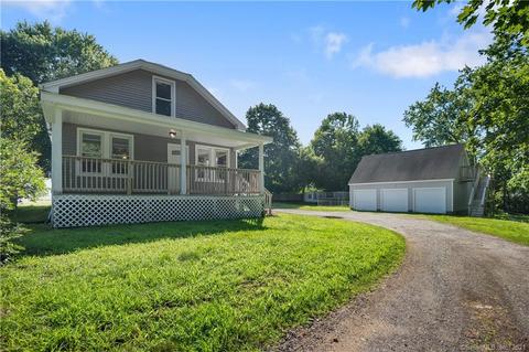 139 E Main St, Griswold, CT 06351 photo 1