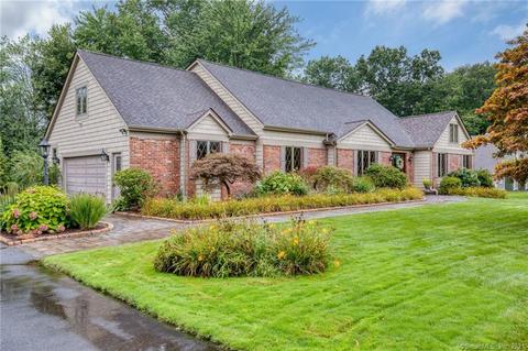 33 Devine Rd, Suffield, CT 06078 photo 1