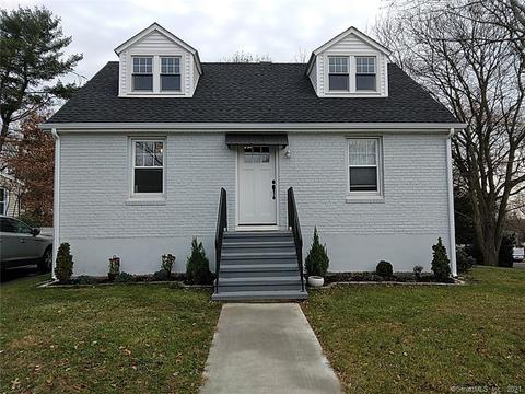 514 High St, Fairfield, CT 06824 photo 1