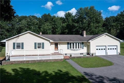 964 N Main St, Killingly, CT 06241 photo 1