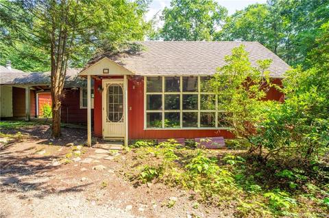 95 Lake Rd, Warren, CT 06754 photo 1
