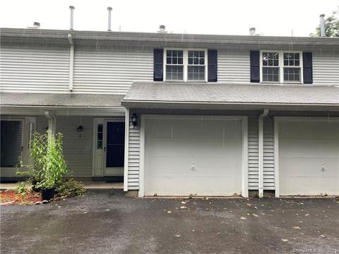3239 E Main St #E, Waterbury, CT 06705 photo 1