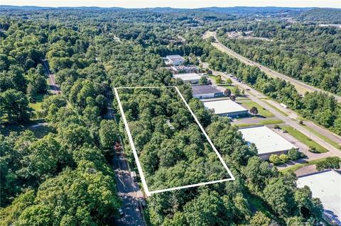 118 Stony Hill Rd, Brookfield, CT 06804
