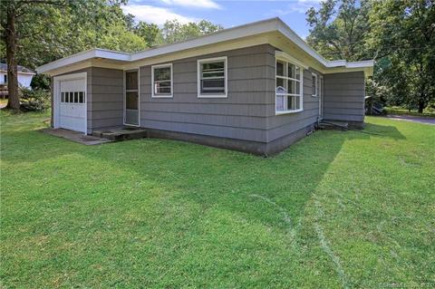 1030 N Main St, Killingly, CT 06239 photo 1