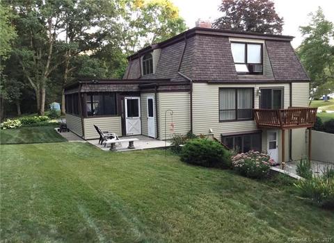 24 Robert Ave, Killingly, CT 06239 photo 1