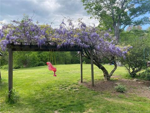 271 Pudding Hill Rd, Hampton, CT 06247 photo 1