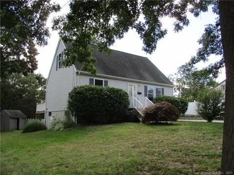 135 Morin Ave, Killingly, CT 06239 photo 1