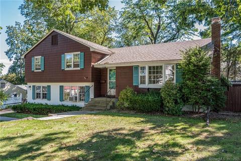 40 Round Hill Rd, Wethersfield, CT 06109 photo 1