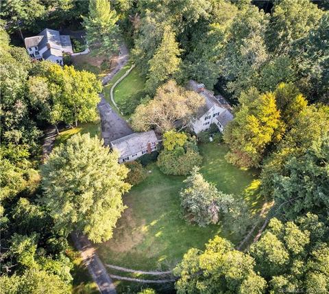 3 Charbeth Ln, Westport, CT 06880 photo 1