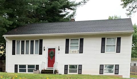 87 Hillside Dr, Springfield, MA 01118 photo 1