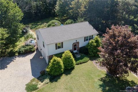 78 Iron St, Ledyard, CT 06339 photo 1