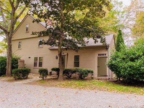 20 Academy Hl, Plainfield, CT 06374 photo 1