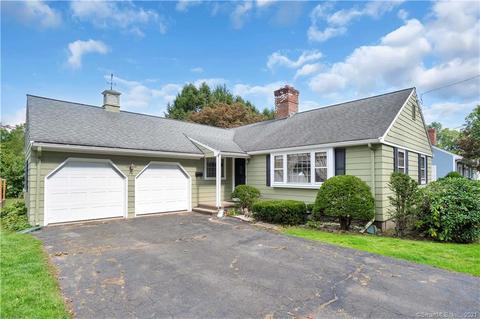 24 Elm St, Wethersfield, CT 06109 photo 1