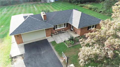 1 Walnut St, Monroe, CT 06468 photo 1