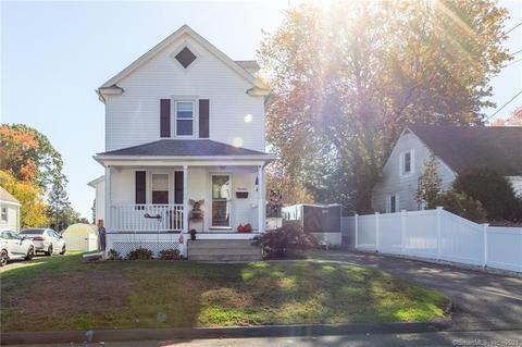 19 Poplar St, Windsor Locks, CT 06096 photo 1