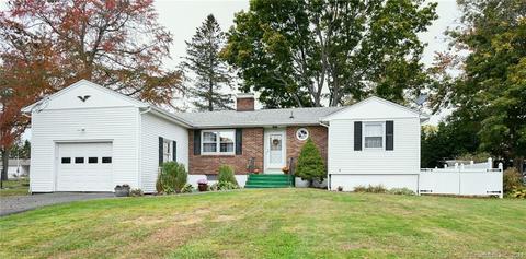 7 Colonial Dr, Prospect, CT 06712 photo 1