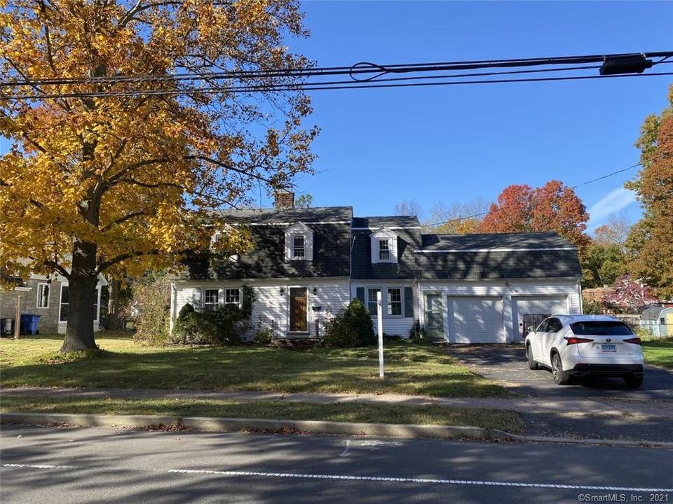 263 Parker Ave, Meriden, CT 06450 1 photo MLS 170448008 Movoto