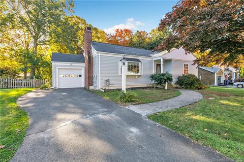 19 Walker Rd, Trumbull, CT 06611 photo 1
