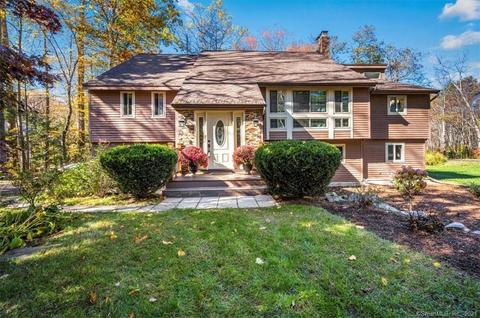85 Forge Dr, Avon, CT 06001 photo 1