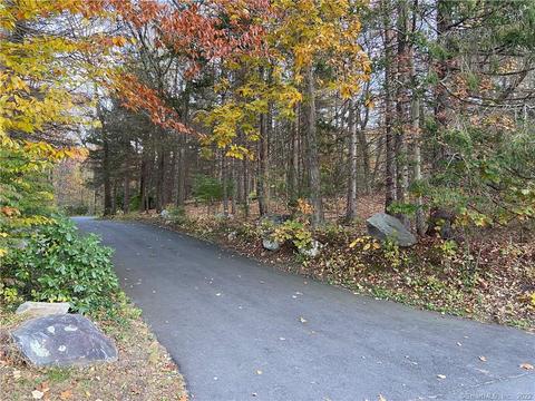 570 Huckleberry Hill Rd # b, Avon, CT 06001