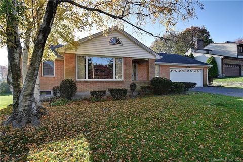 325 Pine Ln, Wethersfield, CT 06109 photo 1