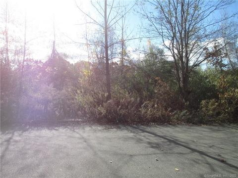 1 2 Destiny Cir, Waterbury, CT 06704