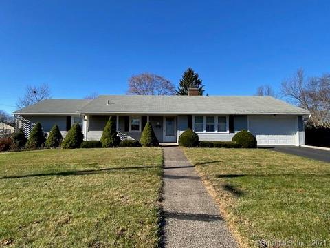 17 2nd St, Windsor Locks, CT 06096 photo 1