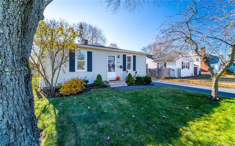 24 Fairview Ave, Plainville, CT 06062 photo 1