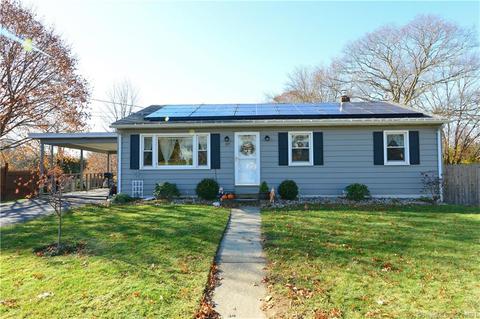 105 Katherine Ave, Killingly, CT 06239 photo 1