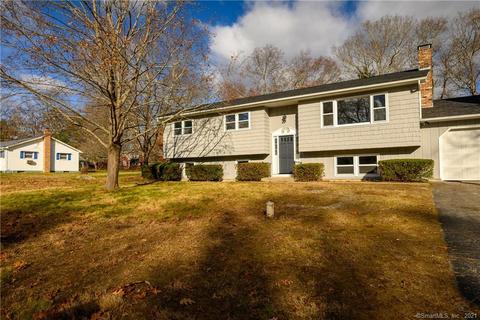 30 Hartshorn St, Killingly, CT 06239 photo 1