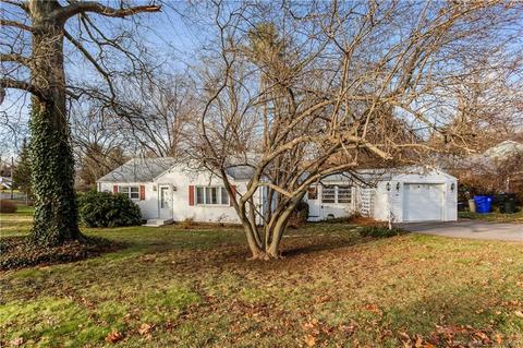 724 Nott St, Wethersfield, CT 06109 photo 1